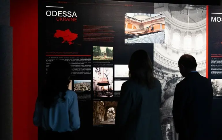 У Парижі відкрили виставку про зруйновану війною культурну спадщину: серед експонатів — собор в Одесі