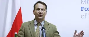 Сикорский предупредил о планах РФ по проведению провокаций с использованием украинских дронов