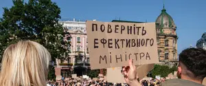 Командование хочет наказать военных, которые пишут о протестах — Михайлова