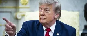 Трамп угрожает Канаде пошлинами из-за дыма от лесных пожаров 
