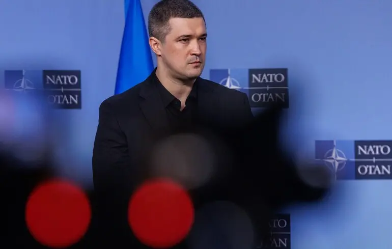 Федорова можуть зробити «царем», а Сирського замінити — джерела