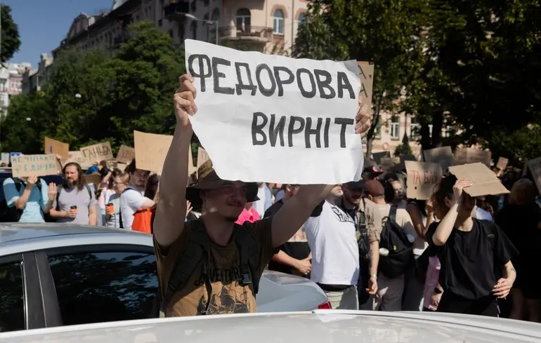 Радник ОП про протести: Зеленський почув сигнал, але потрібен час