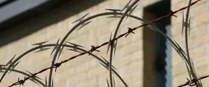 РФ открывает фронт для новых категорий заключенных: кого еще Кремль планирует отправлять на войну