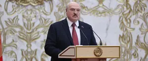 «Не умеешь работать — в армию»: Лукашенко мотивировал чиновников