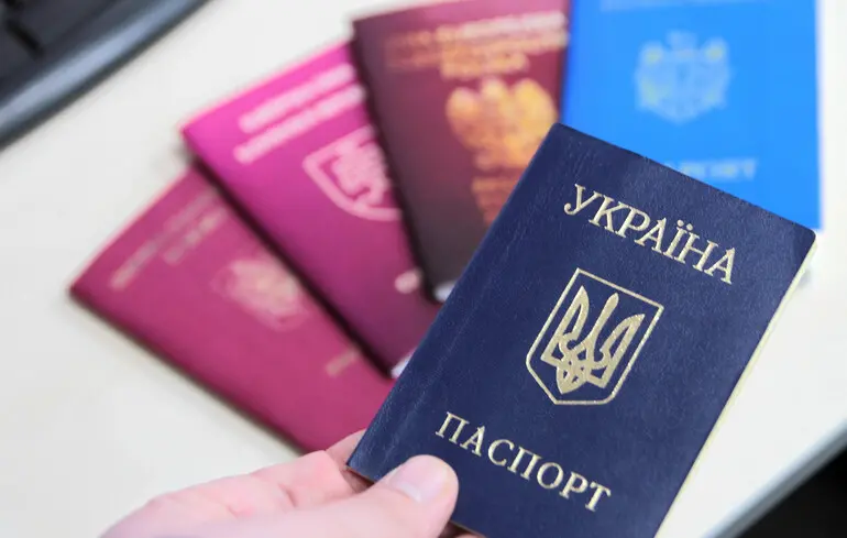 Украина заняла 31-е место в мировом рейтинге паспортов — CNN