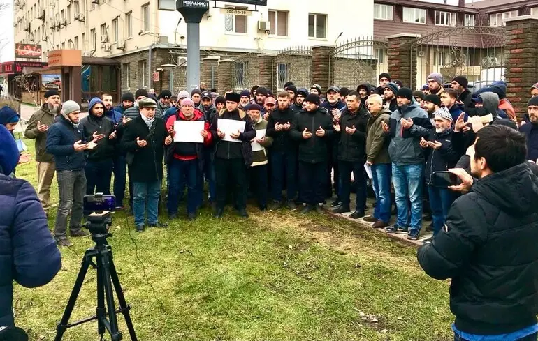 Правозахисний рух "Кримська солідарність" оголосив про припинення роботи через тиск Росії