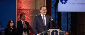 Качиньский исключил из партии бывшего премьера Моравецкого и десятки депутатов