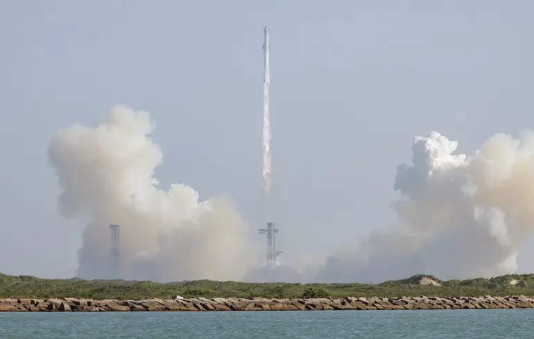 SpaceX вперше запустила супутники Starlink за допомогою Starship