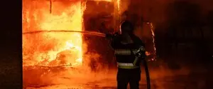 Пожары и разрушения в трех районах Киева: ГСЧС показала последствия вражеской атаки на столицу