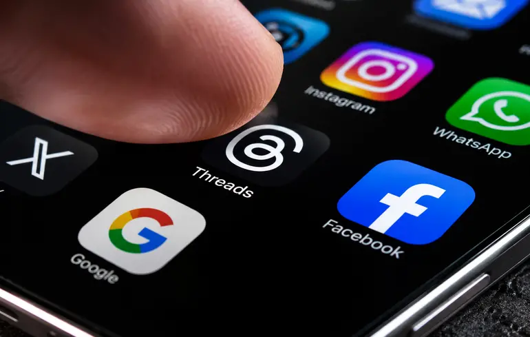 Threads дозволив користувачам спілкуватися з Meta AI в особистих повідомленнях