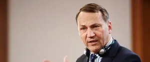 Сикорский: Путин находится в безвыходном положении и может пойти на рискованные шаги
