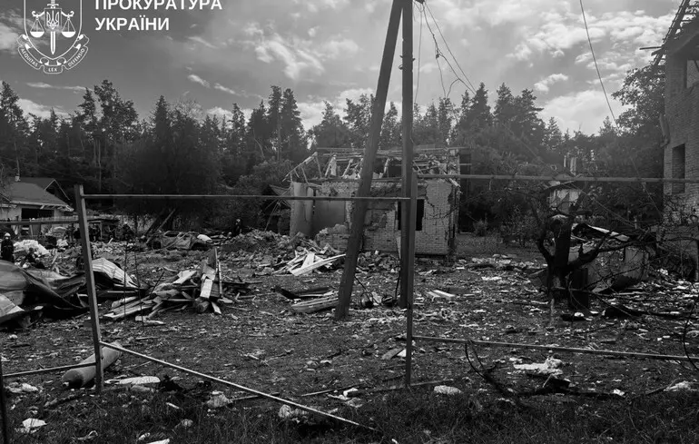 Удар РФ по виставці озброєння в Київській області: в лікарні помер важкопоранений юнак