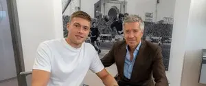 Итальянский клуб объявил о подписании футболиста сборной Украины Довбика