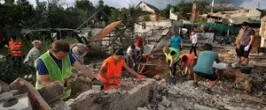 Украинцам платят до двух минимальных зарплат за общественно полезные работы: кто может принять участие