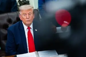 Проміжні вибори в США: Трамп ризикує достроково перетворитися на “кульгаву качку” — дипломат 