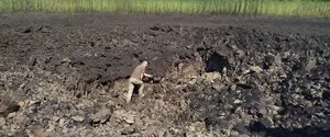 Взорвалась в поле: в Днепропетровской области обнаружили воронку от второй северокорейской ракеты KN-23
