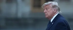 Трамп усугубляет растерянность в мире, ускоряя смену глобальных альянсов — Bloomberg
