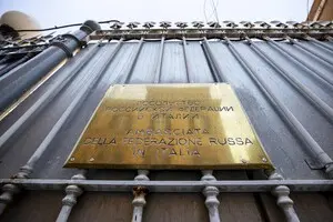Посольство Росії в Римі звинуватило Україну у вибуху в італійському ресторані Москви — WP