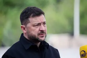 Украинскую баллистическую ракету могут применить уже осенью: Зеленский объяснил, что мешает
