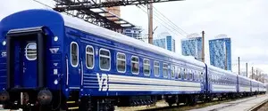 Дрон попал в локомотив поезда 