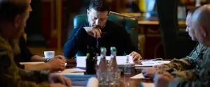 Зеленский объявил о новых решениях по фронту и новых операциях