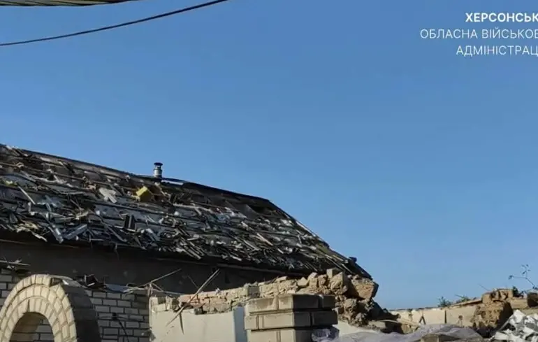 Росіяни спрямували на Херсон одночасно 15 "Шахедів": є загиблі та поранені