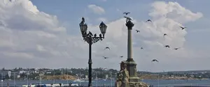 Дроны массированно атаковали Крым: в Севастополе произошел блекаут, горят Балаклавская ТЭС и объект водоснабжения
