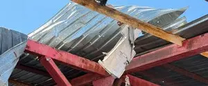 Войска РФ разрушили мост через реку Казенный Торец и атаковали рынок в Славянске: есть раненые