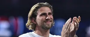 Футболист сборной Украины Забарный вырезал российского одноклубника с чемпионского фото ПСЖ