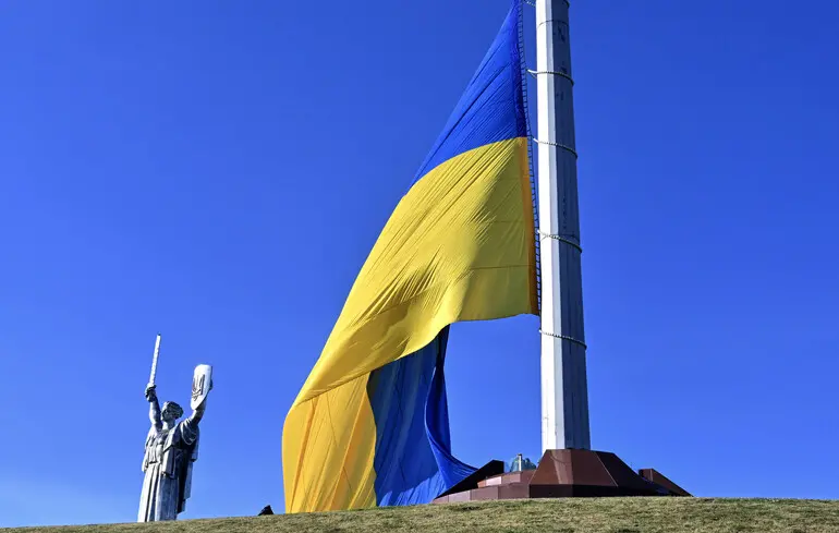 Україна відзначає 35 років відновлення незалежності в умовах війни з РФ: головні події дня в онлайні ZN.UA