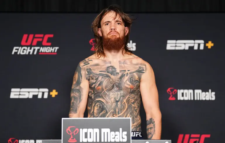 Змусив суперника здатися: колишній український боєць UFC виграв титульний бій у Лондоні