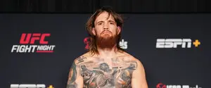 Заставил соперника сдаться: украинский экс-боец UFC выиграл титульный бой в Лондоне