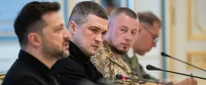 «Честно уволить обоих»: Зеленский раскрыл подробности конфликта между Федоровым и Сырским