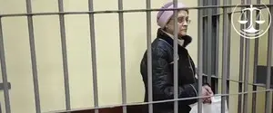 15 лет за донаты ВСУ: пенсионерка из Токмака спела в российском суде песню «Рідна мати моя»