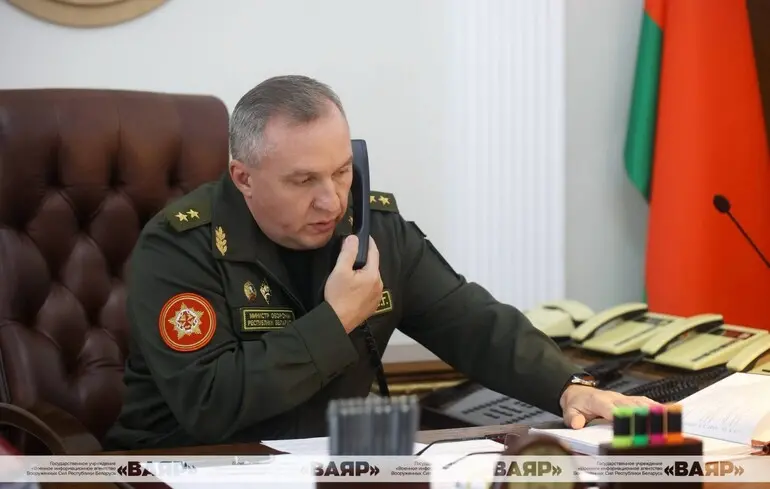 Перевірка всієї вертикалі управління: у Білорусі оголосили перевірку боєготовності армії