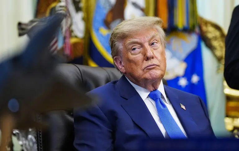 Рутинна поїздка з якої може щось вийти: Трамп пояснив загадковий візит директора ЦРУ до Москви