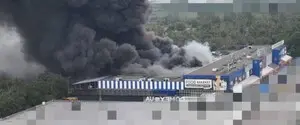 Россияне ударили по «Эпицентру» в Запорожье: видео