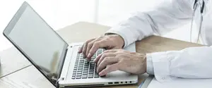 Более 80 % украинских медиков уже используют ИИ в своей работе: результаты опроса Минздрава