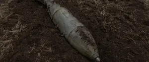 Оккупанты ударили КАБами по Изюму: повреждено более 10 частных домов и электросети