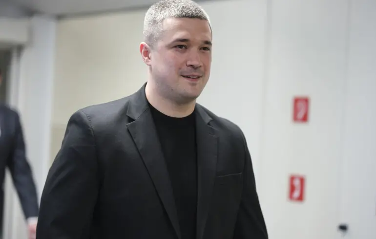 Глава Министерства обороны Украины Михаил Федоров перед началом двусторонних переговоров в штаб-квартире Еврокомиссии в здании «Берлемон», Брюссель, 18 июня 2026 года