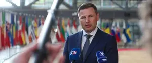 Несколько, вероятно, украинских дронов нарушили воздушное пространство Эстонии — министр Певкур