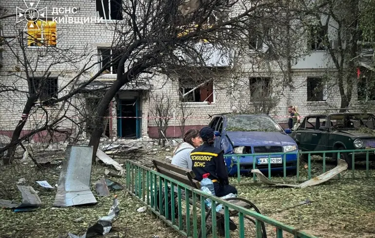 В Борисполе увеличилось число погибших: фото последствий атаки на Киевскую область