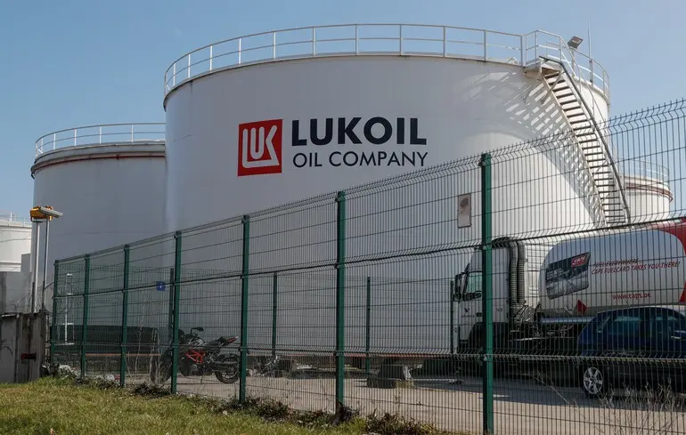 Росія знизила прогноз видобутку нафти у 2026 році до найнижчого рівня за 17 років — Reuters