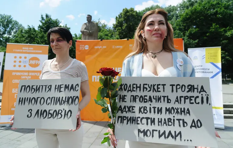 "Надто м'які покарання": у Раді Європи заявили про прогалини України в захисті жінок від насильства