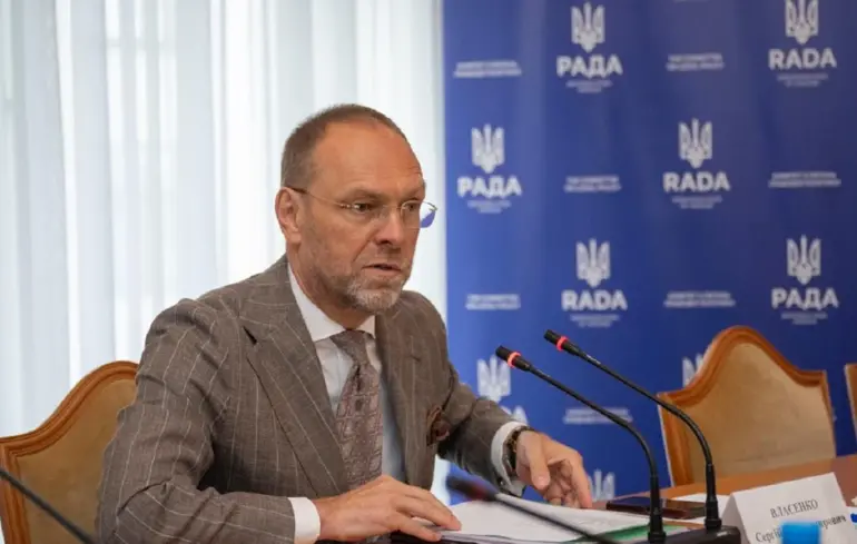 Власенко зареєстрував у ВР законопроєкт, який може нівелювати інститут угоди зі слідством в корупційних справах