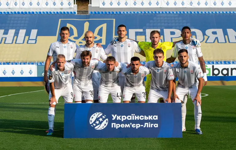 Під час російського обстрілу Києва постраждав житловий комплекс футболістів клубу УПЛ