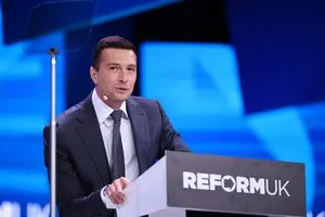 Во Франции лидер ультраправых хочет, чтобы Украина платила за помощь Европы — Bloomberg