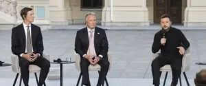 Зеленский заявил о готовности Украины вернуться к трехсторонним переговорам