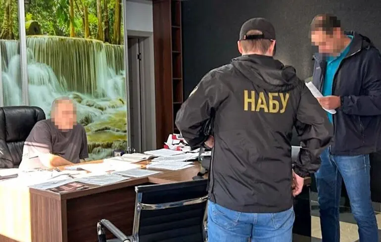 Антикорупційне бюро посилило вплив на українську політику під час війни — FT