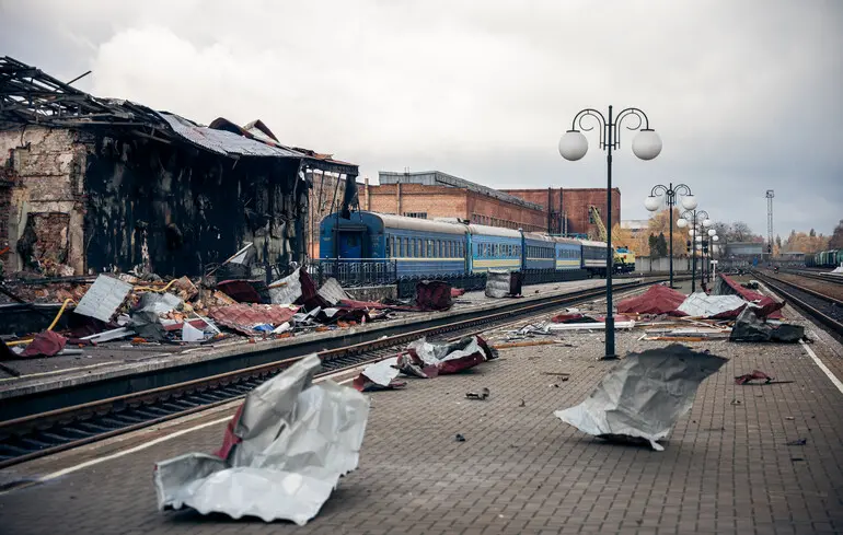 Поїзди до Сум тимчасово не їздитимуть, крайня станція — Конотоп: як їхати далі